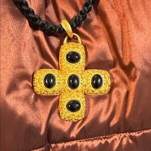 ✨ VINTAGE KENNETH JAY LANE (KJL) GOLD CROSS PENDANT ON SILK CORD – ✨